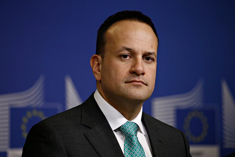 Minimum wage expected to rise to €11.30 from January Minimum wage expected to rise to €11.30 from January