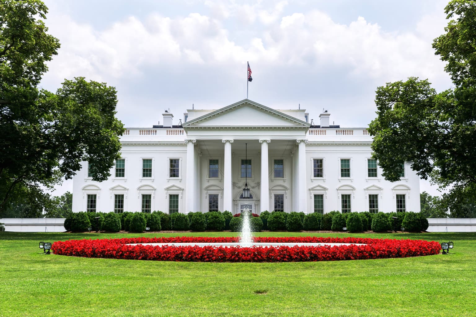 Traditional Taoiseach’s visit to Washington would be “reckless” if it goes ahead, says TD