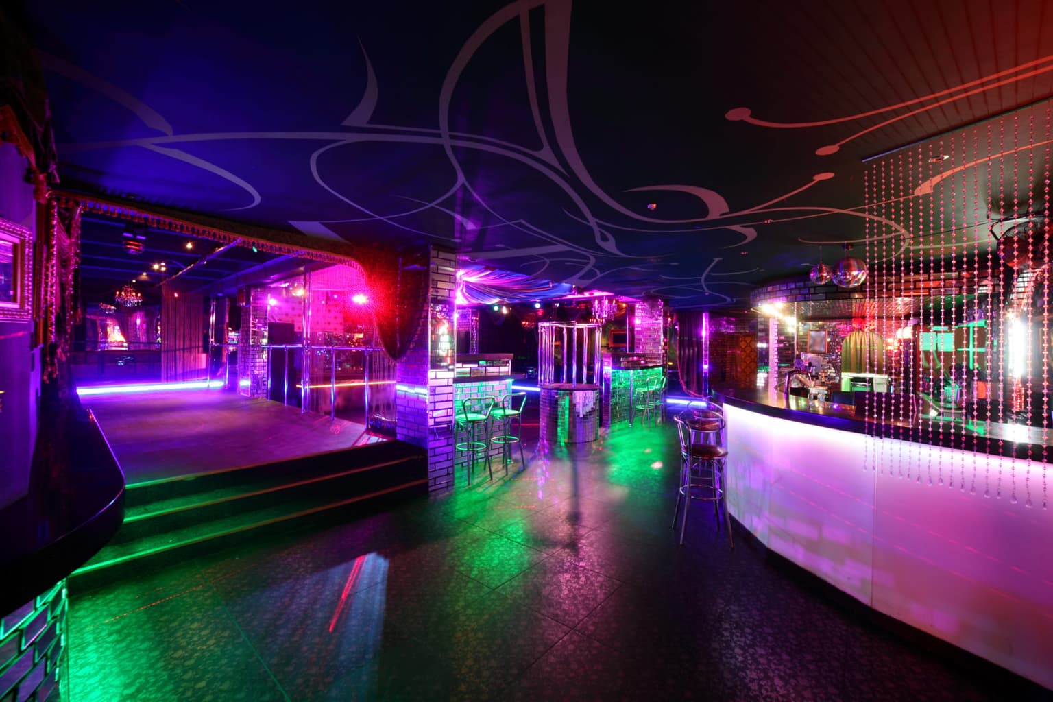 Government highlights when nightclubs could reopen as part of ‘the path ahead’