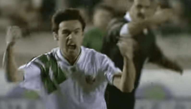Tributes pour in for former Ireland international Alan McLoughlin following news of his passing