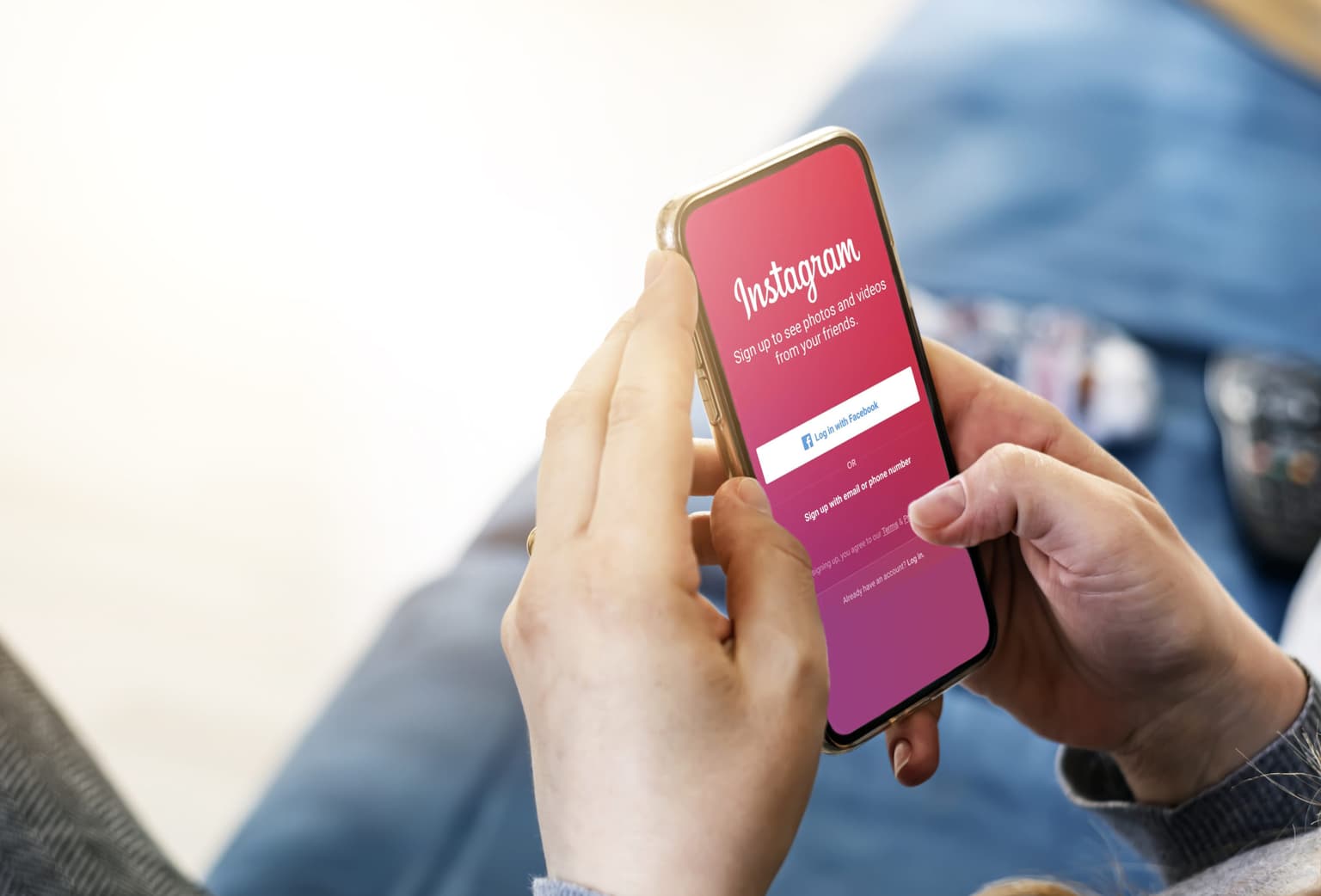 Instagram apologise as thousands of users are locked out of their accounts