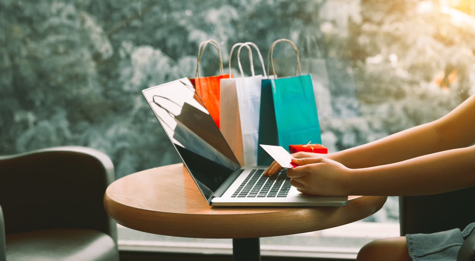 Gardaí issue warning to shoppers concerning Black Friday scams