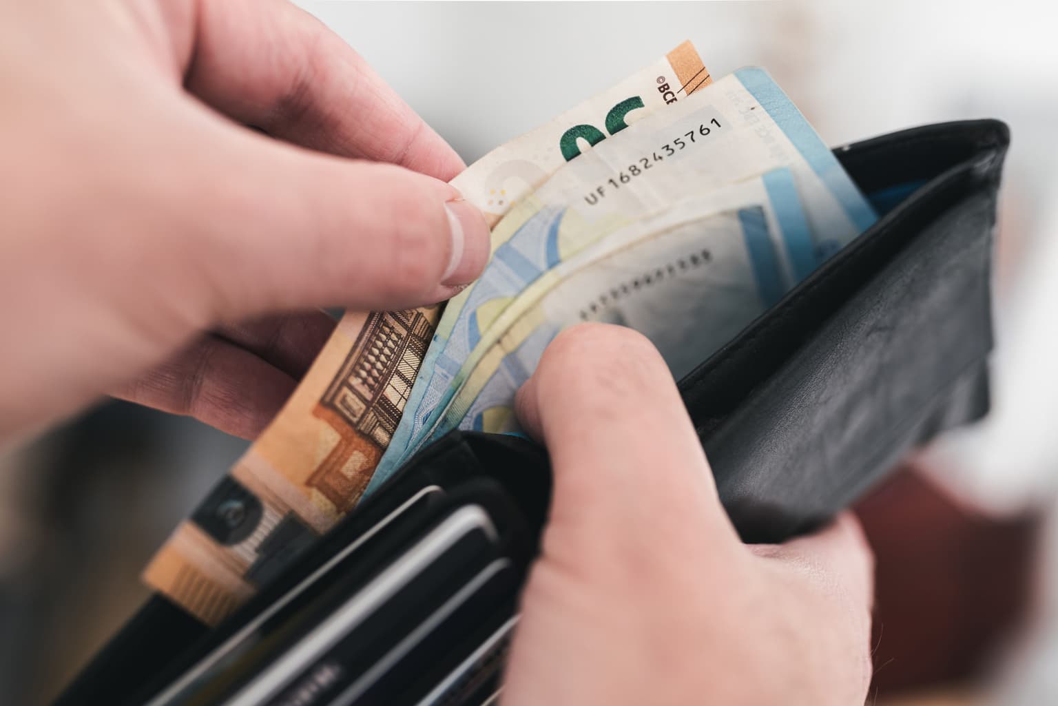 Minimum wage increase of 12% to be proposed to government