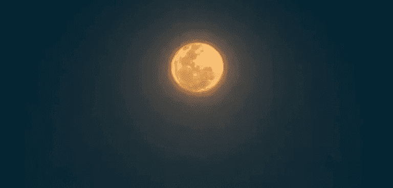 There Is A Full Moon Swim Event Happening In Achill For Just €1 Per Person There Is A Full Moon Swim Event Happening In Achill For Just €1 Per Person