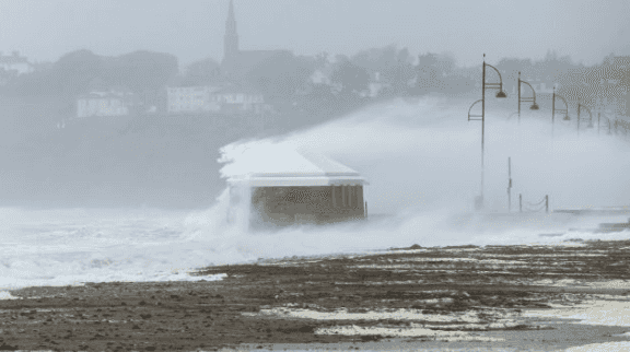 Met Éireann – ‘Storm Alex to bring wet and windy weather to Ireland for the rest of the week’ Met Éireann – ‘Storm Alex to bring wet and windy weather to Ireland for the rest of the week’