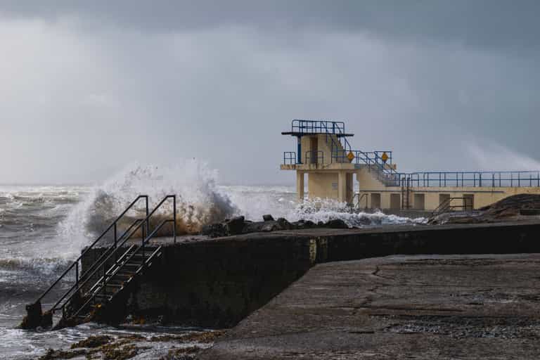 Get ready for Storm Arwen as Met Éireann issues several counties with wind warnings Get ready for Storm Arwen as Met Éireann issues several counties with wind warnings
