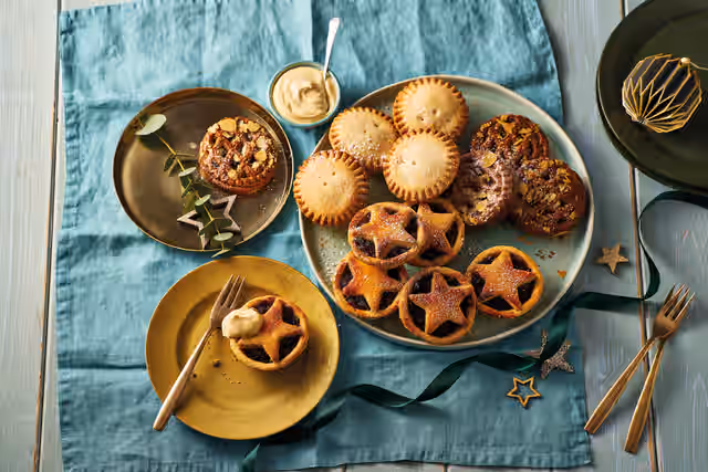 Irish consumers have already purchased 1 million mince pies this festive season Irish consumers have already purchased 1 million mince pies this festive season