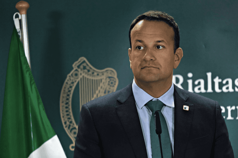‘Short, hard lockdown’ may be needed to curb Covid 19 according to Varadkar ‘Short, hard lockdown’ may be needed to curb Covid 19 according to Varadkar