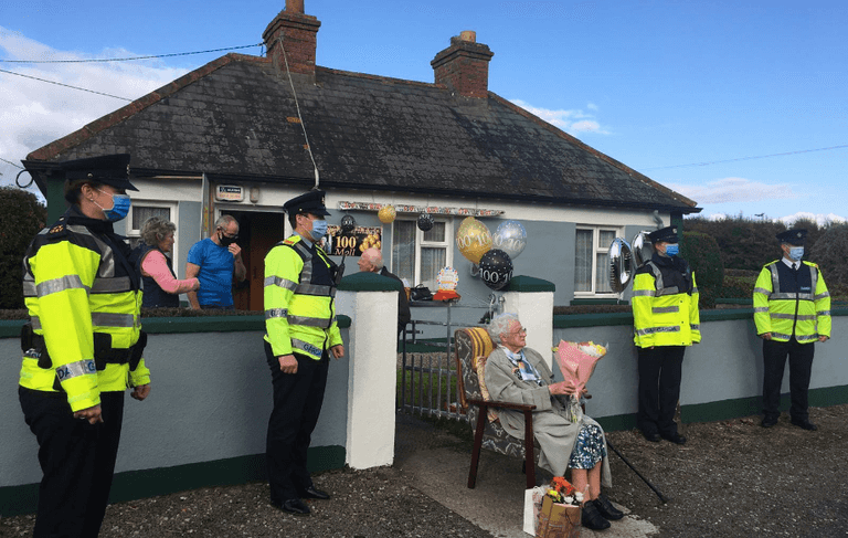 Offaly village makes a big fuss for 100-year-old ‘iconic’ resident Moll Collins Offaly village makes a big fuss for 100-year-old ‘iconic’ resident Moll Collins