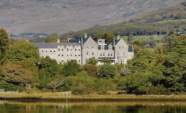 5 star hotel removes steak from menu due to guests complaining about high prices