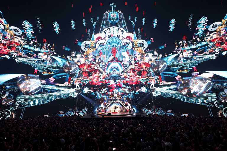 I went to Vegas to see U2 at the Sphere, and it’s the spectacle you imagine it is I went to Vegas to see U2 at the Sphere, and it’s the spectacle you imagine it is