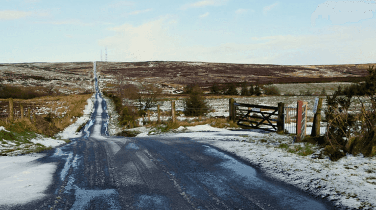Met Éireann warns temperatures to fall to -2C as unsettled weather continues Met Éireann warns temperatures to fall to -2C as unsettled weather continues