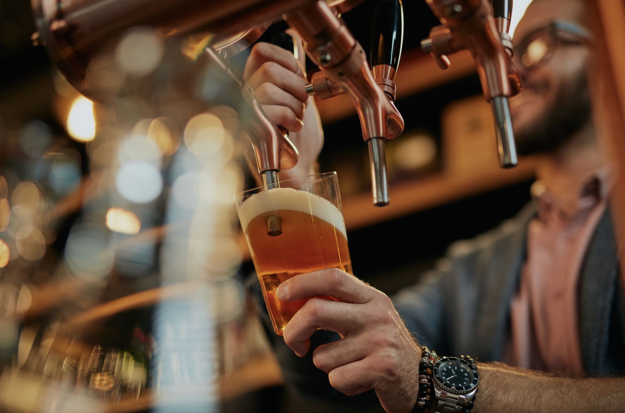 VFI "demand" government open wet pubs this Friday, claim misleading data used to keep them closed