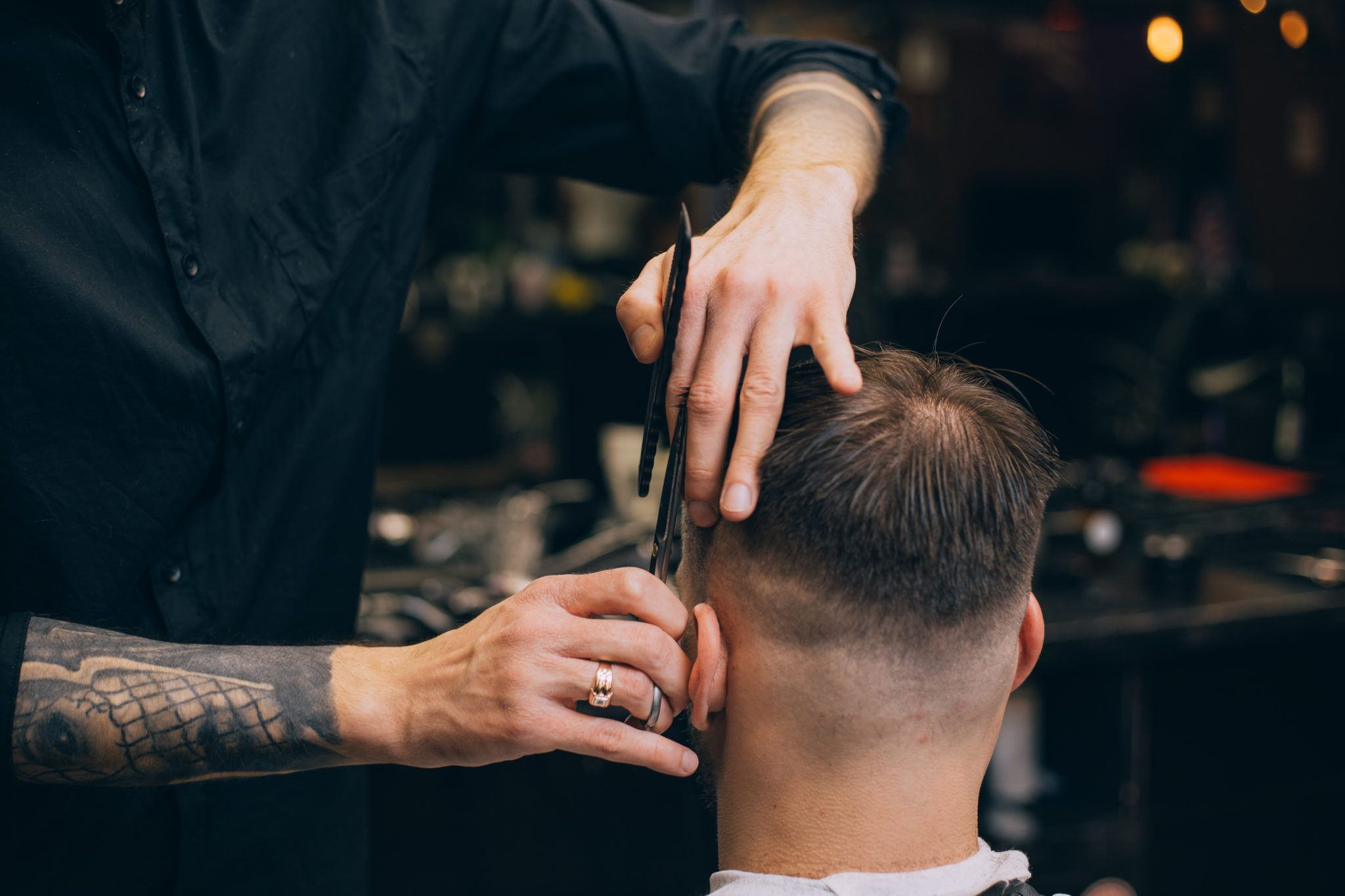 Black market haircuts 'booming' according to one Dublin hairdresser
