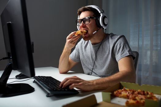 Hey students! Here's how to nab a €50 Just Eat voucher