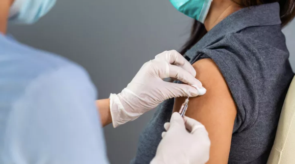 Vaccine registration for 30 to 39-year-olds opens next week