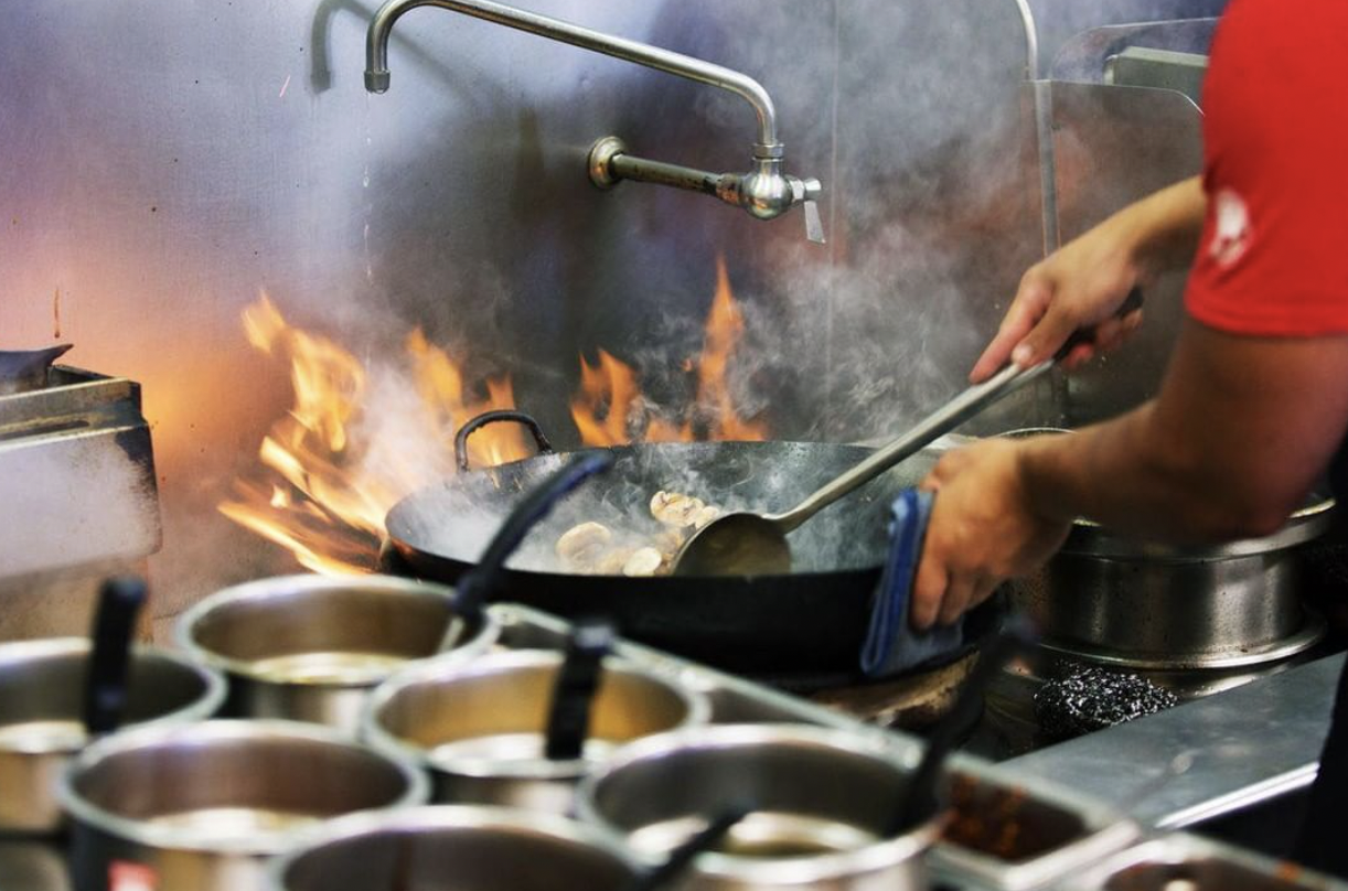 Kildare gastropub temporarily closes kitchen to protect staff from ’40C+’ heat inside