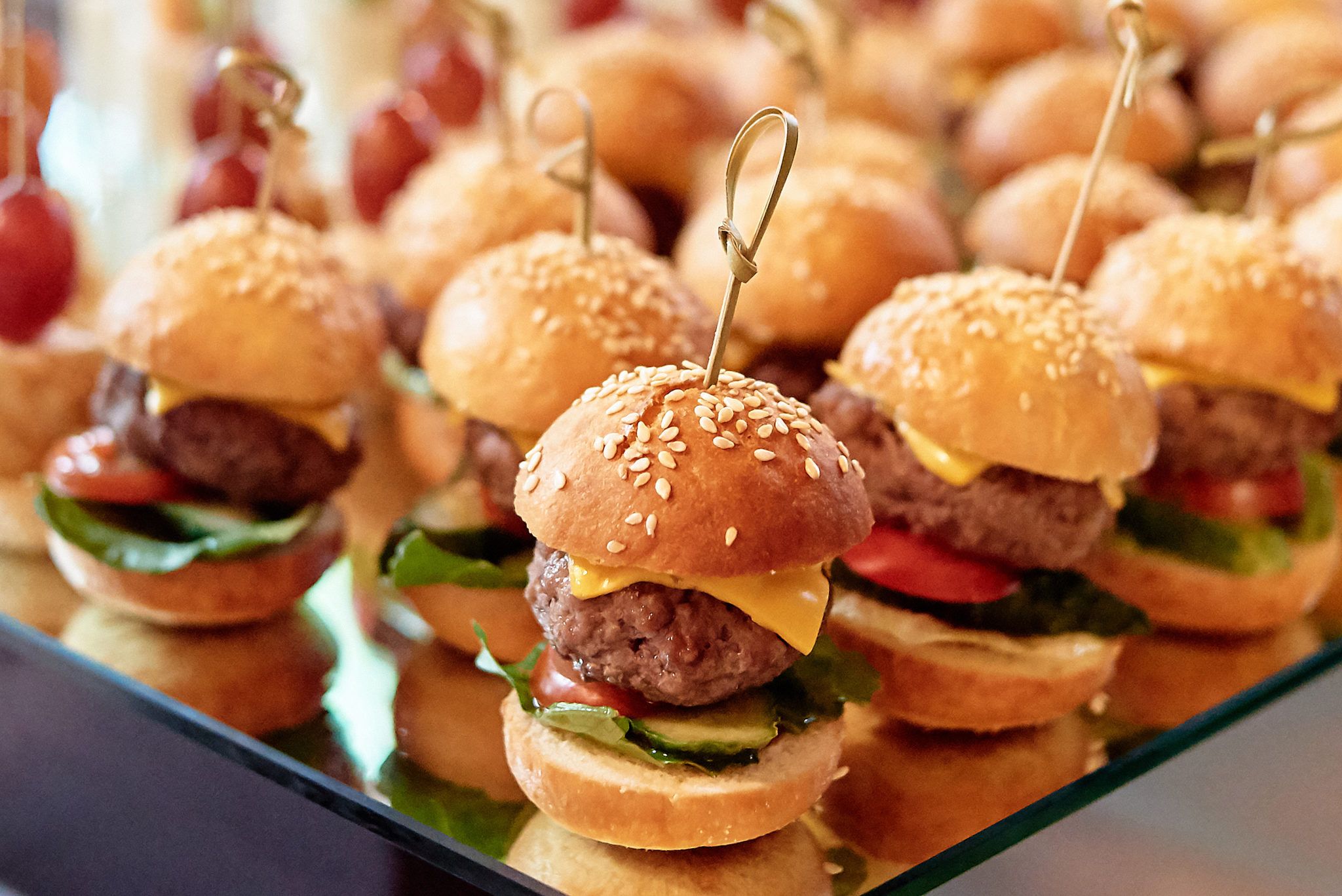 RECIPE: How to make these tasty Mini Cheese Burgers ahead of your next BBQ