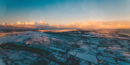 Snow expected to fall as country-wide weather warning is issued