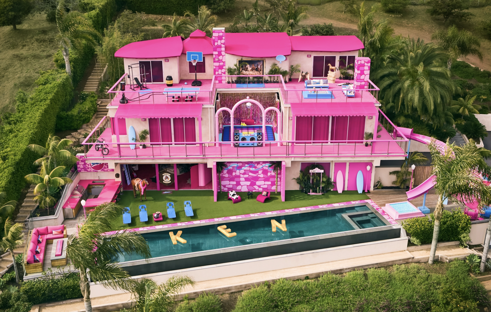 Barbie's Dreamhouse Airbnb